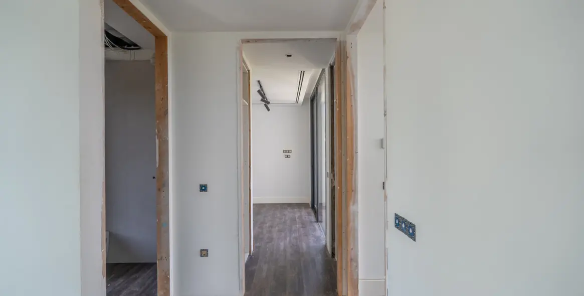 Sale of detached villa in Estepona 15