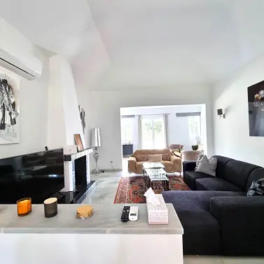 Venta de villa independiente en Calahonda