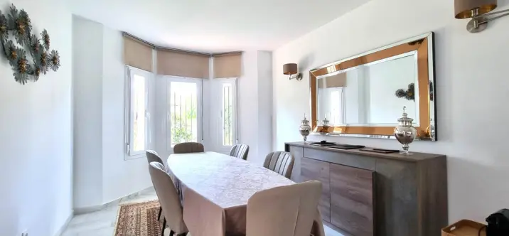 Venta de villa independiente en Calahonda 2