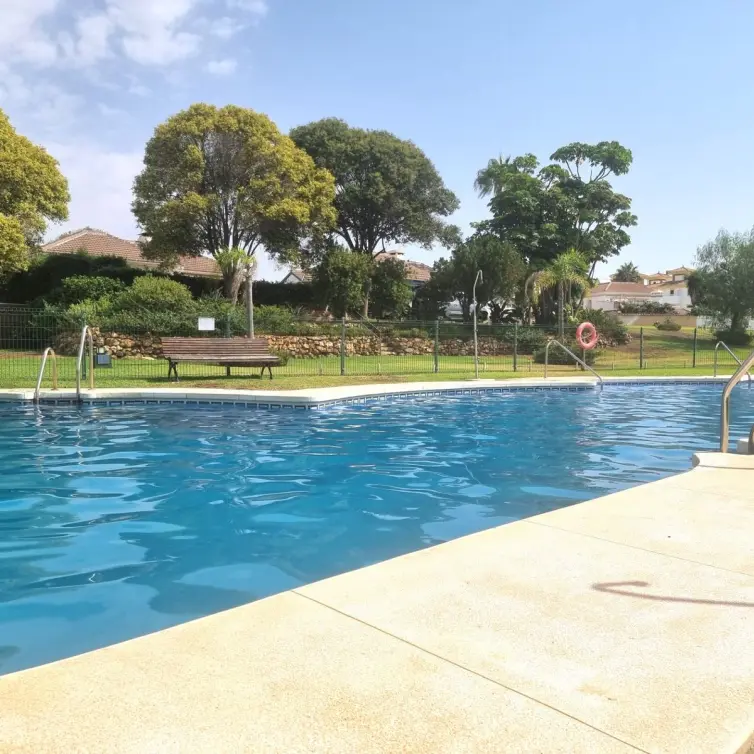 Sale of detached villa in Calahonda