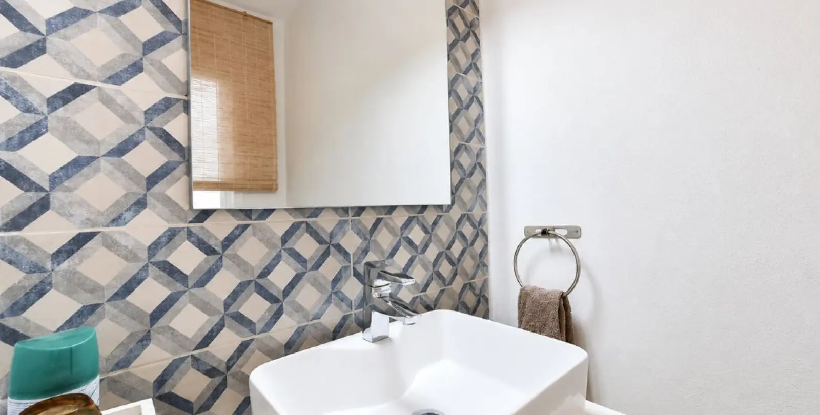 Sale of detached villa in Calahonda 13