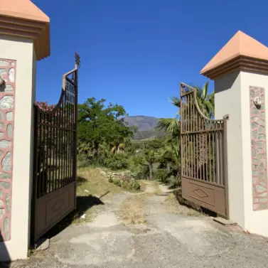 Venta de finca - cortijo en New Golden Mile