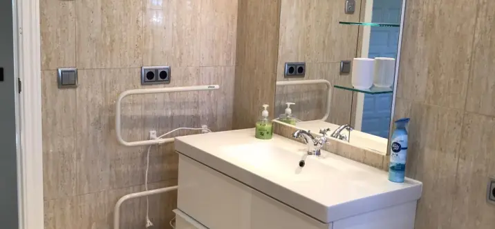 Venta de villa independiente en Sierrezuela 4