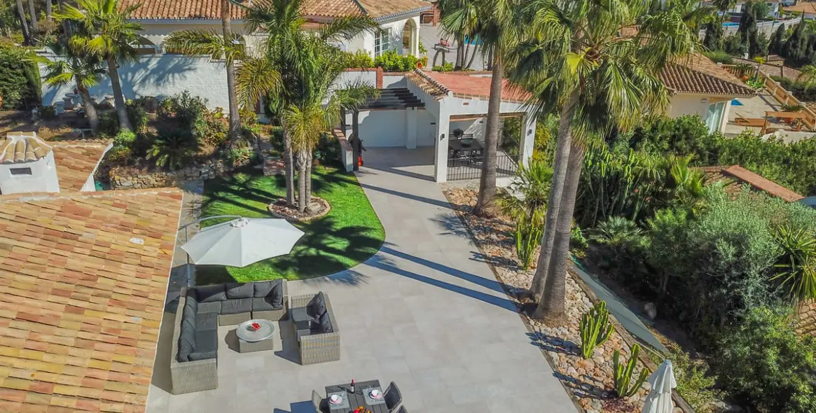 Venta de villa independiente en Sierrezuela 9