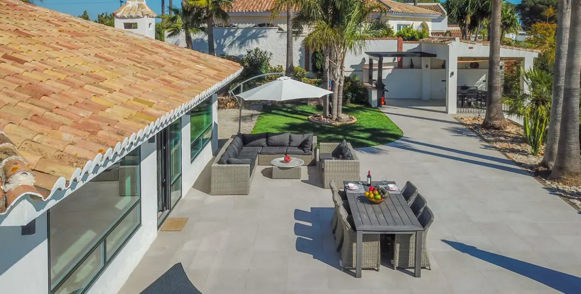 Venta de villa independiente en Sierrezuela 10