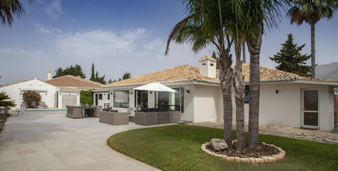 Venta de villa independiente en Sierrezuela 21