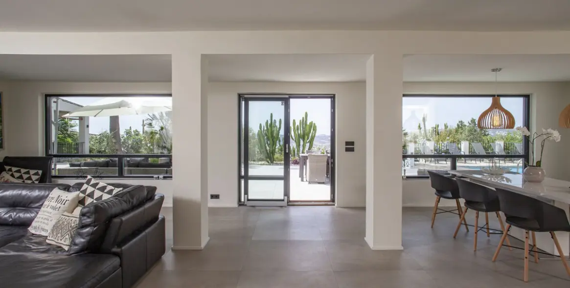 Venta de villa independiente en Sierrezuela 25