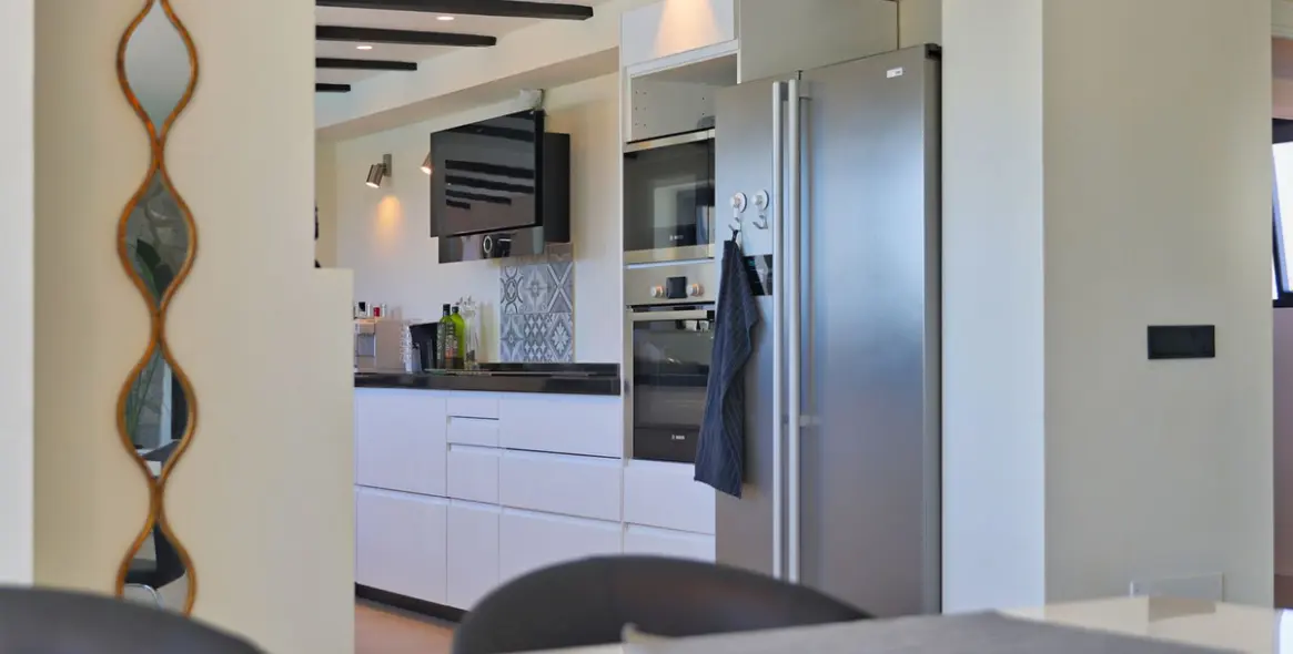 Sale of detached villa in Sierrezuela 80