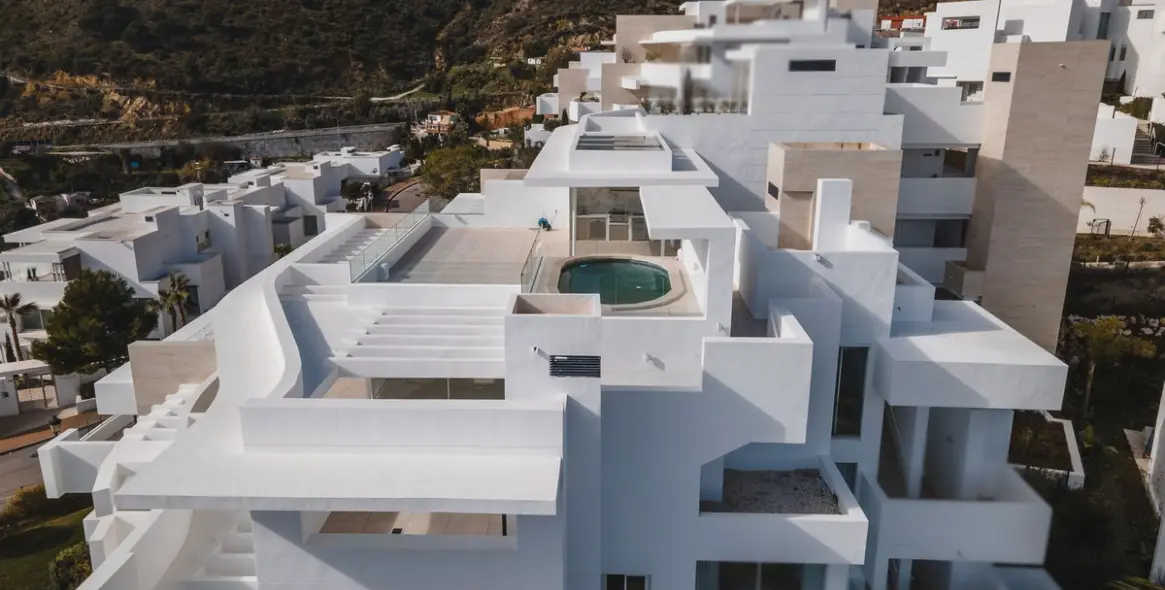 Venta de ático dúplex en Ojén 5