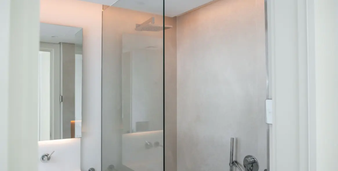 Venta de ático dúplex en Ojén 11