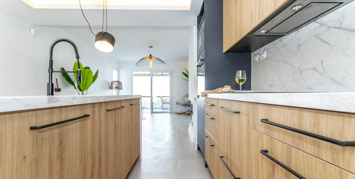 Долгосрочная аренда апартаментов на первом этаже в Calahonda 1