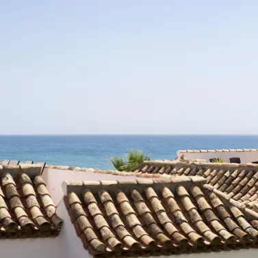 Долгосрочная аренда апартаментов на первом этаже в Calahonda