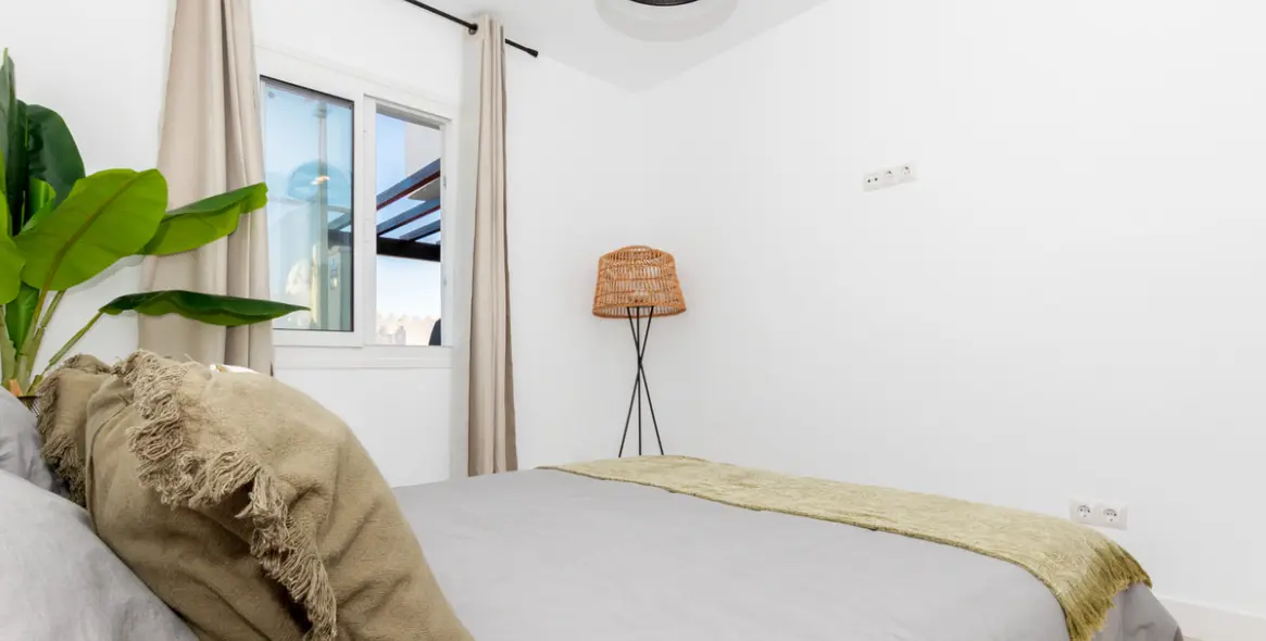 Долгосрочная аренда апартаментов на первом этаже в Calahonda 17