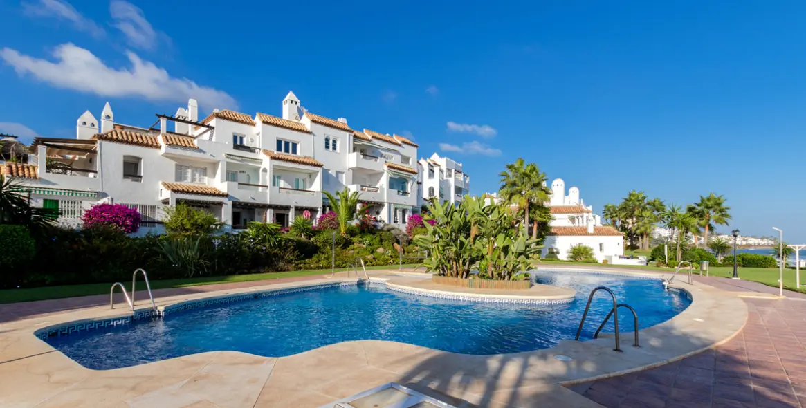 Short-term rent of ground floor apartment in Calahonda 70