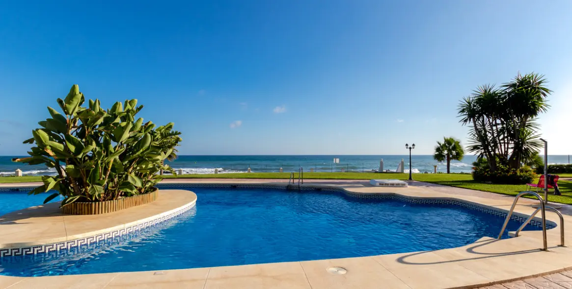 Short-term rent of ground floor apartment in Calahonda 72