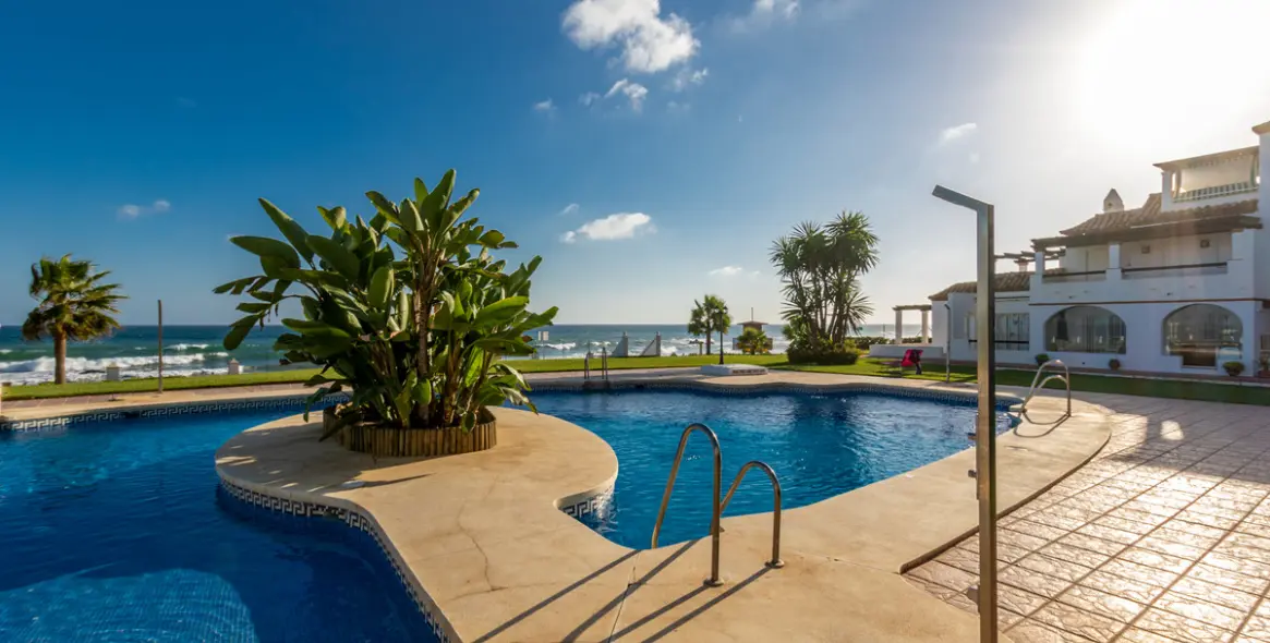 Short-term rent of ground floor apartment in Calahonda 82