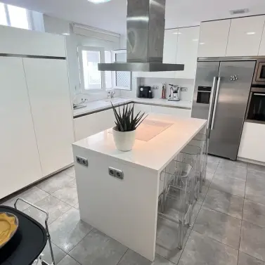 Long-term rent of penthouse in Puerto Banús