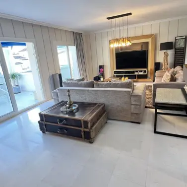 Long-term rent of penthouse in Puerto Banús