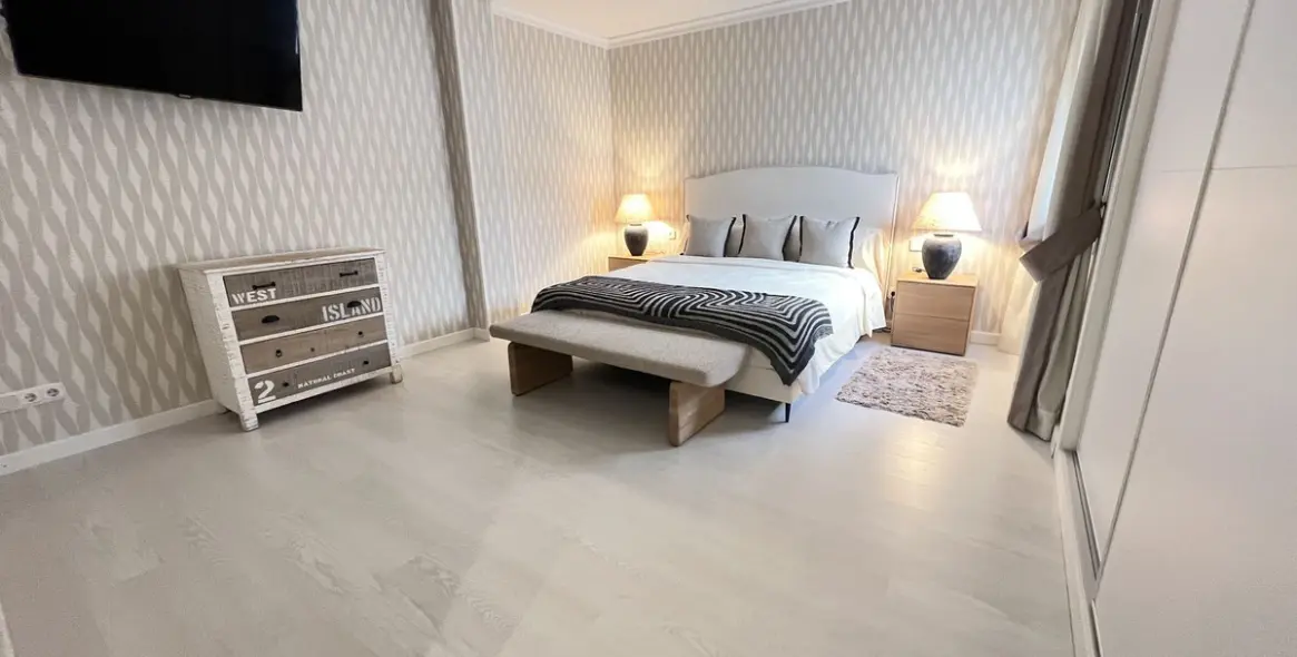 Long-term rent of penthouse in Puerto Banús 18