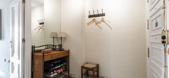 Sale of middle floor apartment in Fuengirola 3