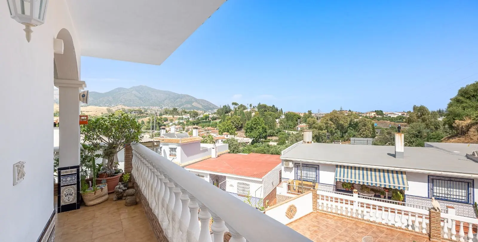 Sale of detached villa in Campo Mijas 36