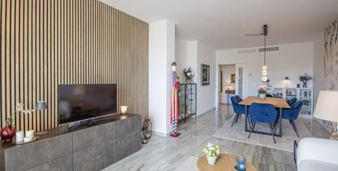 Venta de apartamento en planta media en Cabopino 14