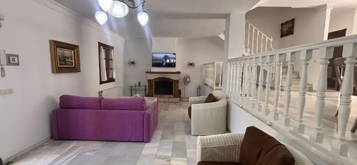 Venta de casa pareada en Nueva Andalucía 4