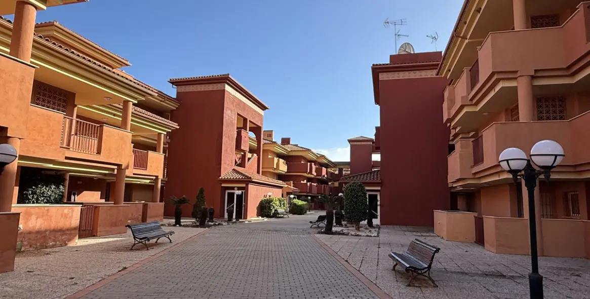 Sale of middle floor apartment in Reserva de Marbella 3