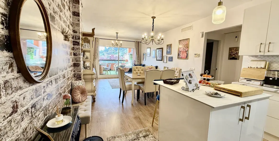 Sale of middle floor apartment in Reserva de Marbella 4