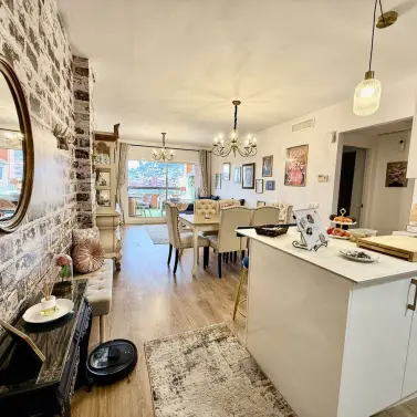 Venta de apartamento en planta media en Reserva de Marbella