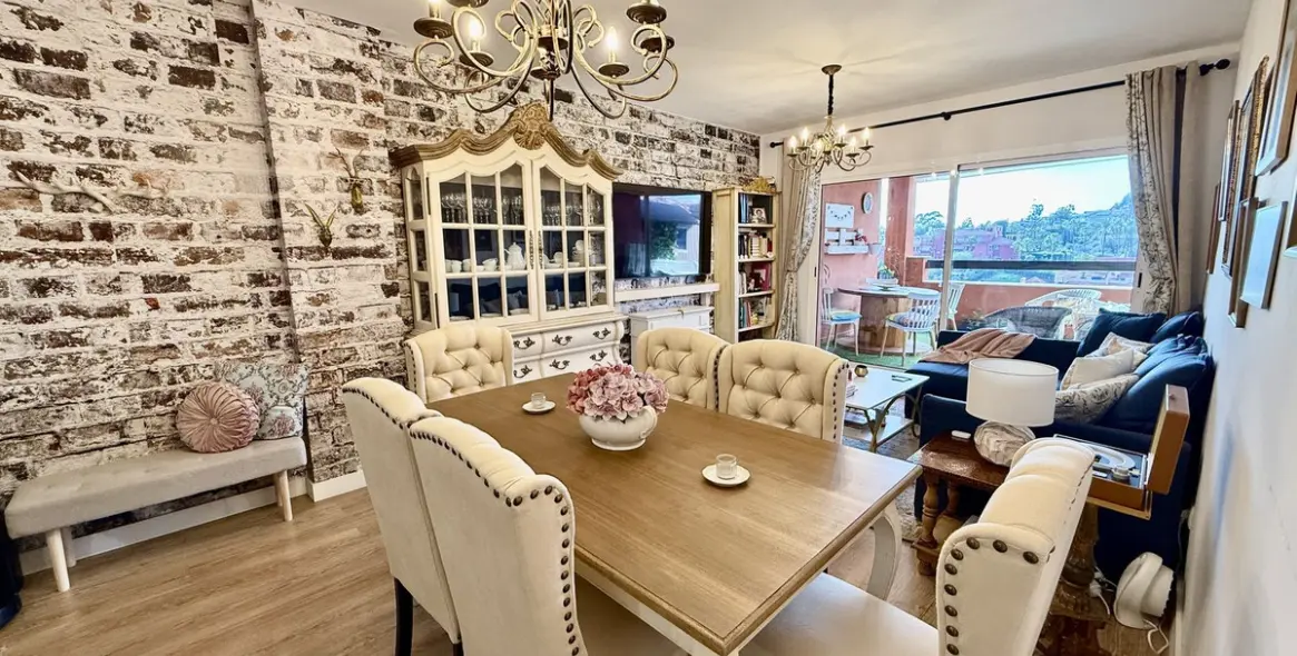 Sale of middle floor apartment in Reserva de Marbella 7