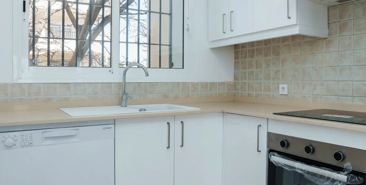 Venta de apartamento en planta media en Mijas Costa 23