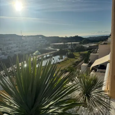 Продажа двухуровневого пентхауса в Benahavís