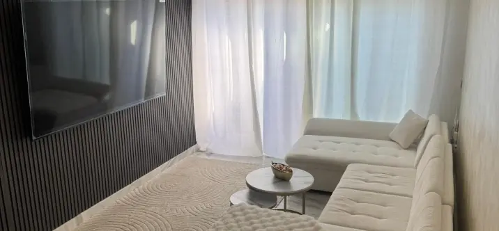 Продажа двухуровневого пентхауса в Benahavís 1