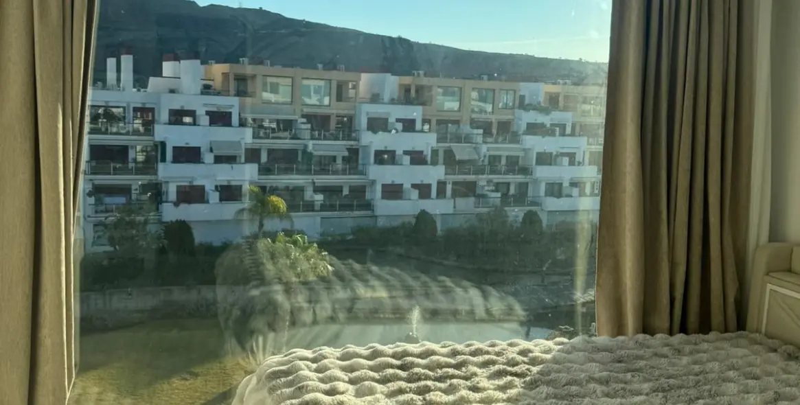 Продажа двухуровневого пентхауса в Benahavís 3