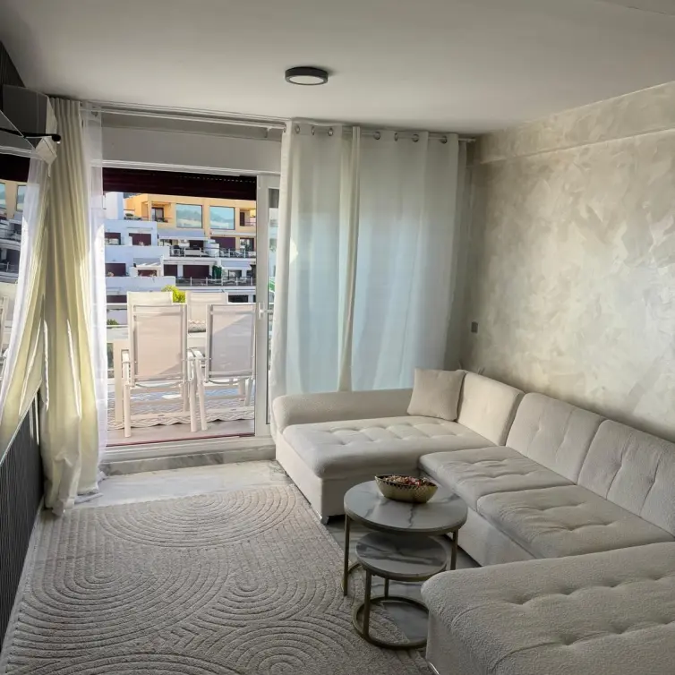 Venta de ático dúplex en Benahavís
