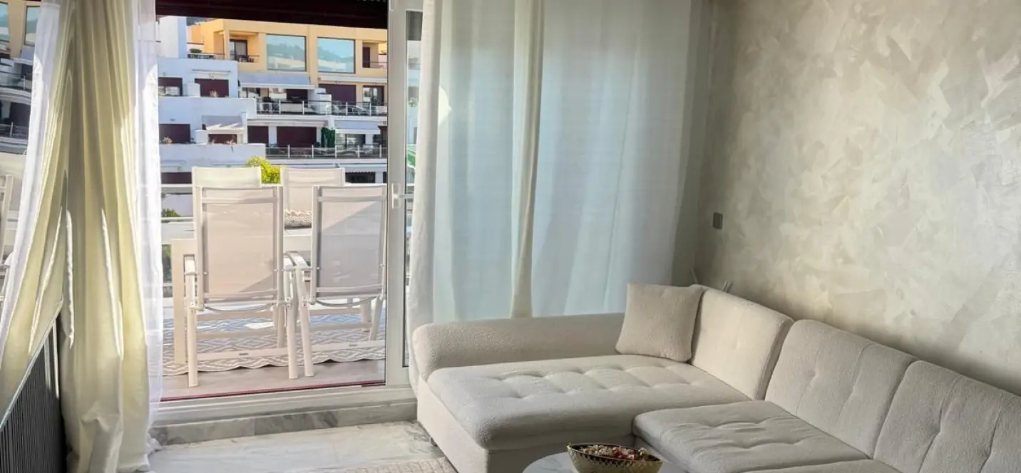 Venta de ático dúplex en Benahavís 1