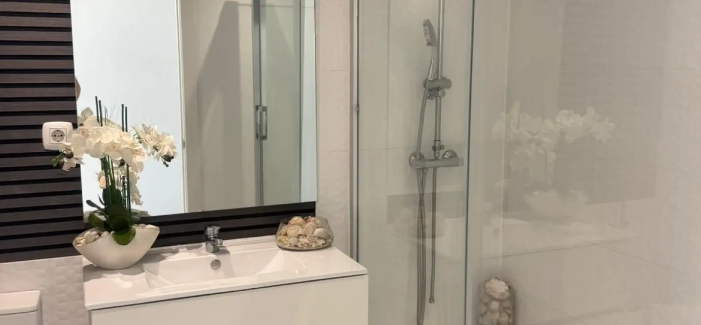 Venta de ático dúplex en Benahavís 4