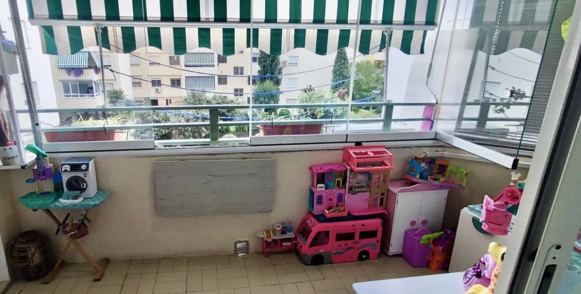 Sale of middle floor apartment in Benalmadena 5