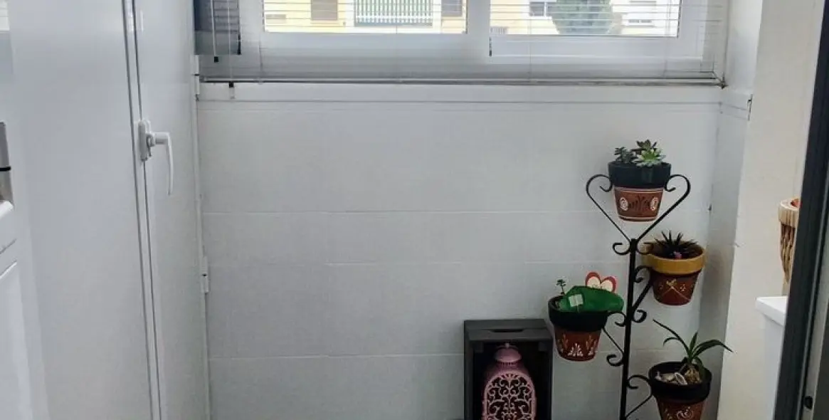 Sale of middle floor apartment in Benalmadena 11