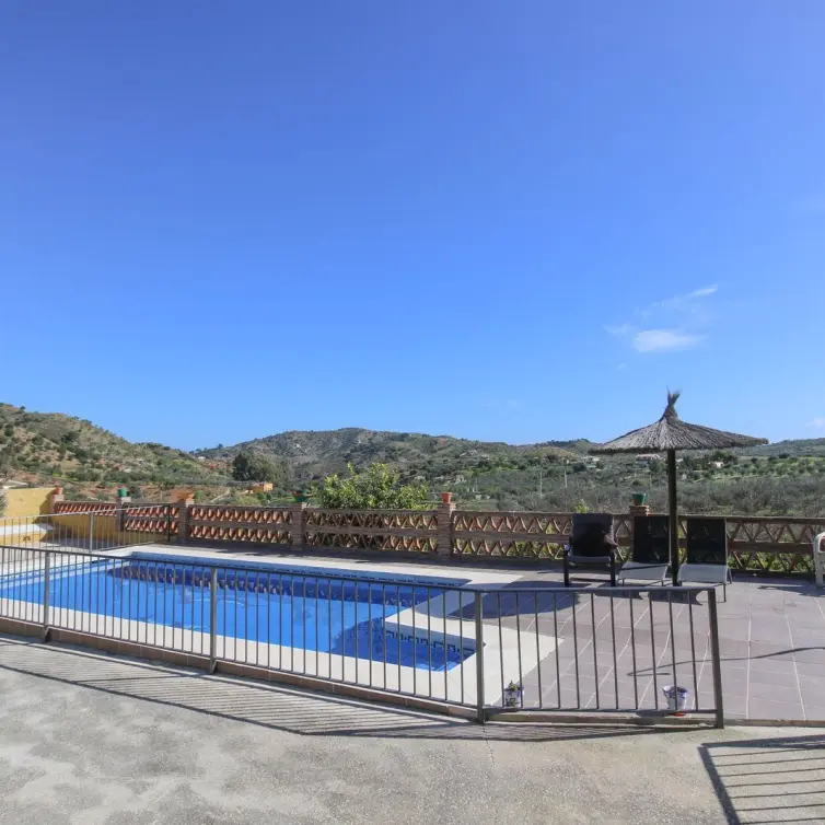 Sale of detached villa in Monda