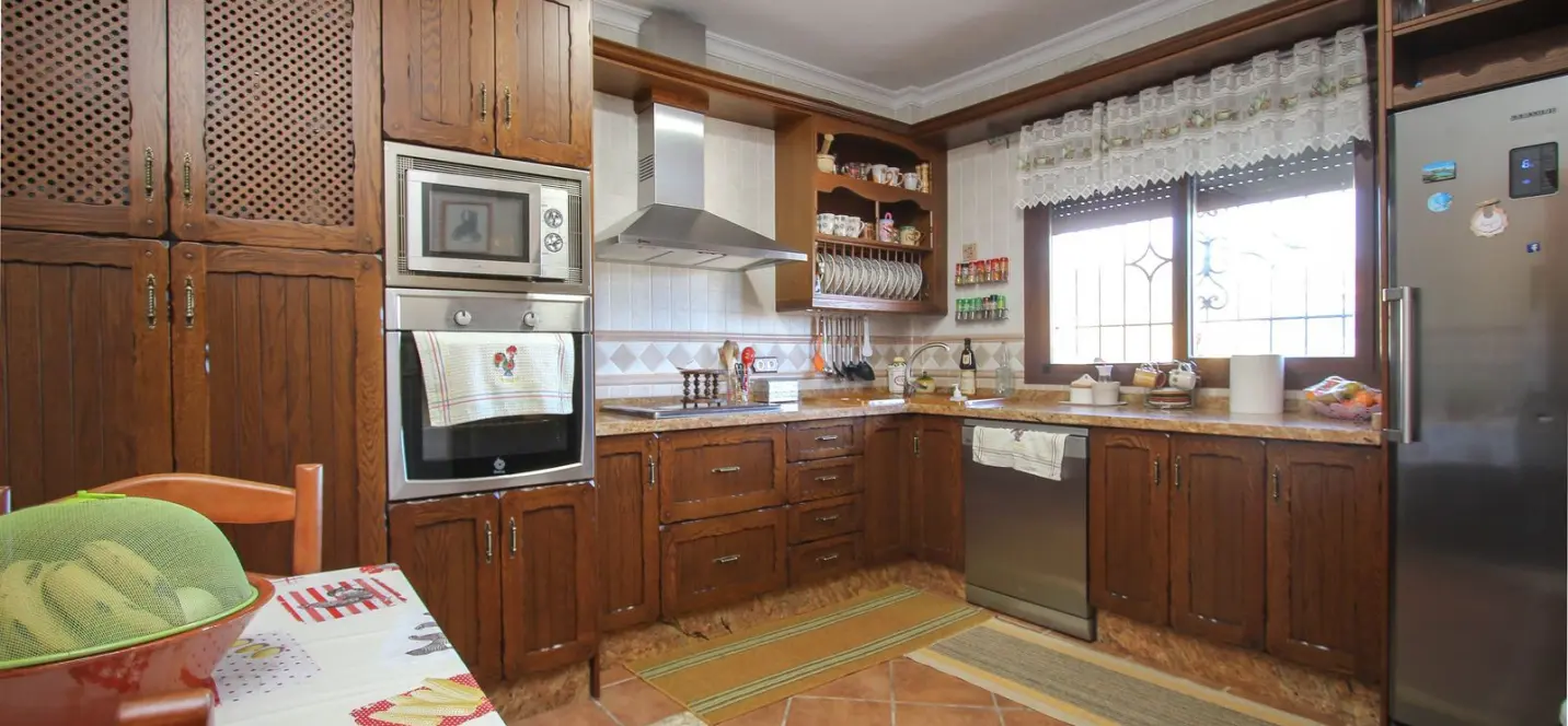 Sale of detached villa in Monda 4
