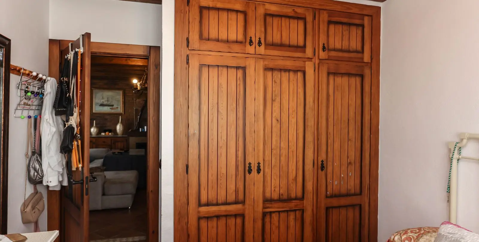 Sale of detached villa in Monda 18