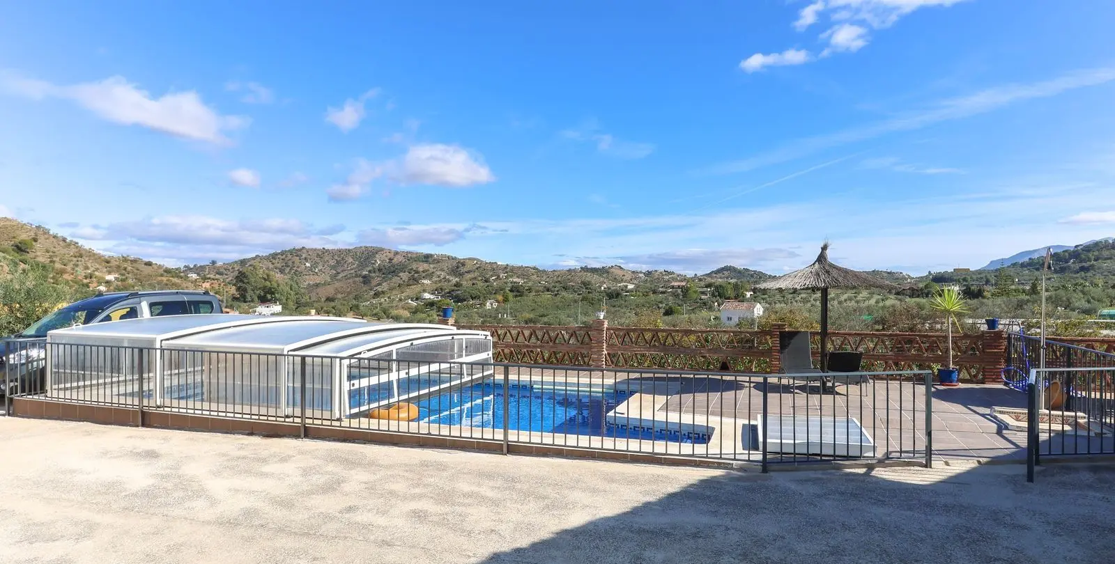 Sale of detached villa in Monda 27