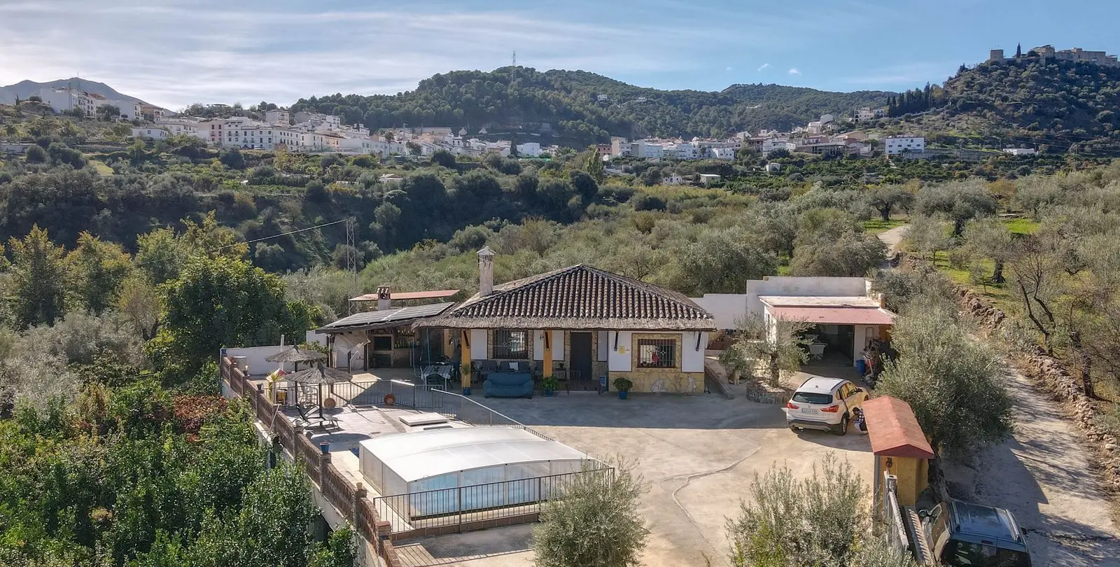 Sale of detached villa in Monda 31