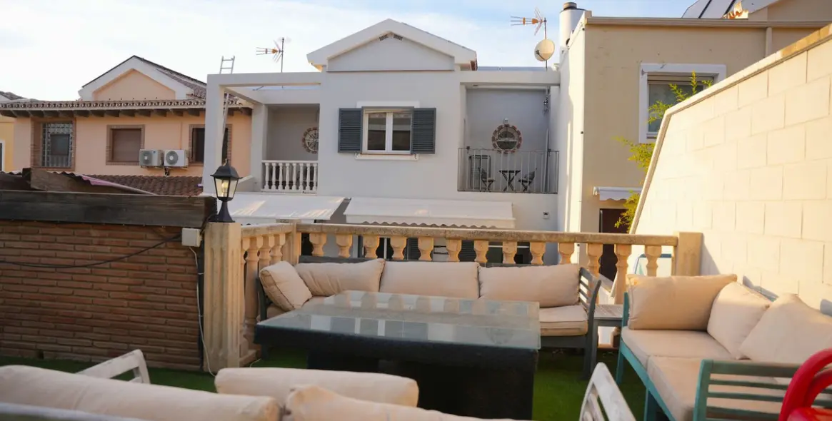 Продажа таунхауса в Puerto de la Torre 2