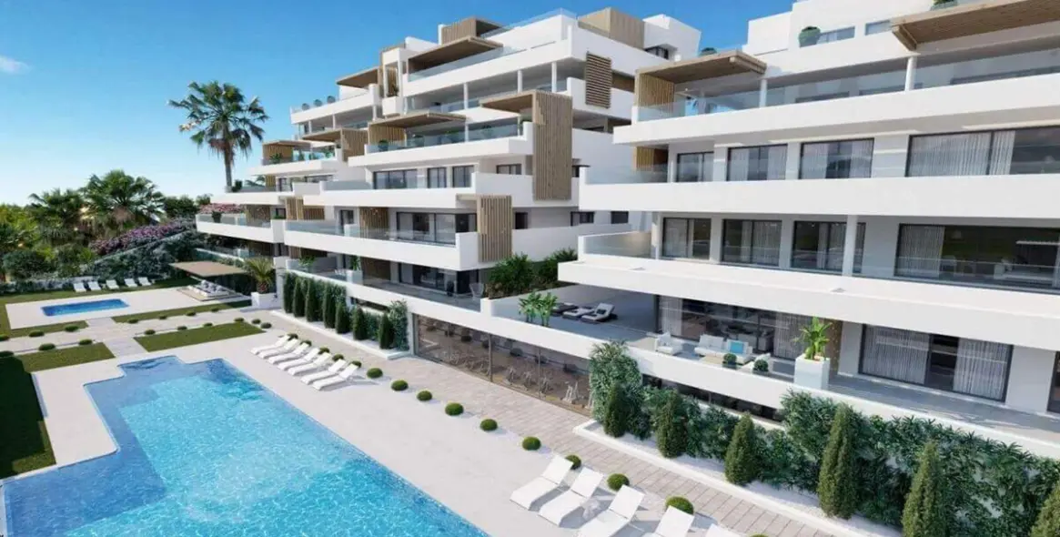 Sale of middle floor apartment in Estepona 9