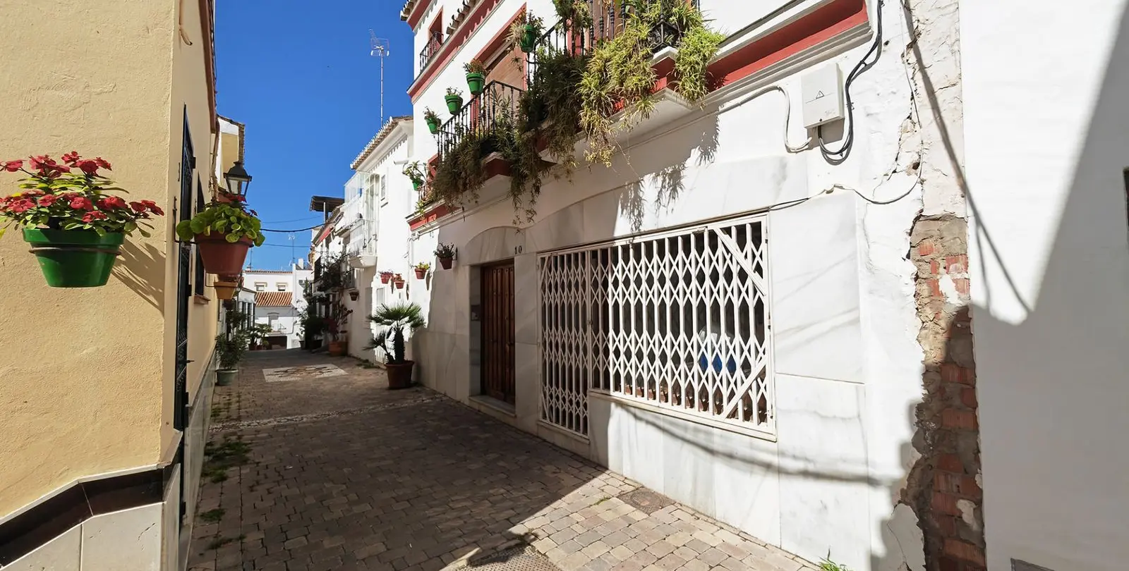 Продажа таунхауса в Estepona 5