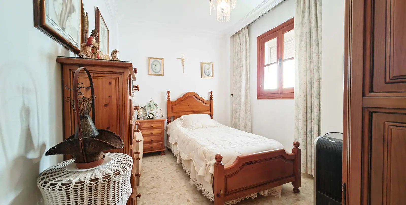 Продажа таунхауса в Estepona 14