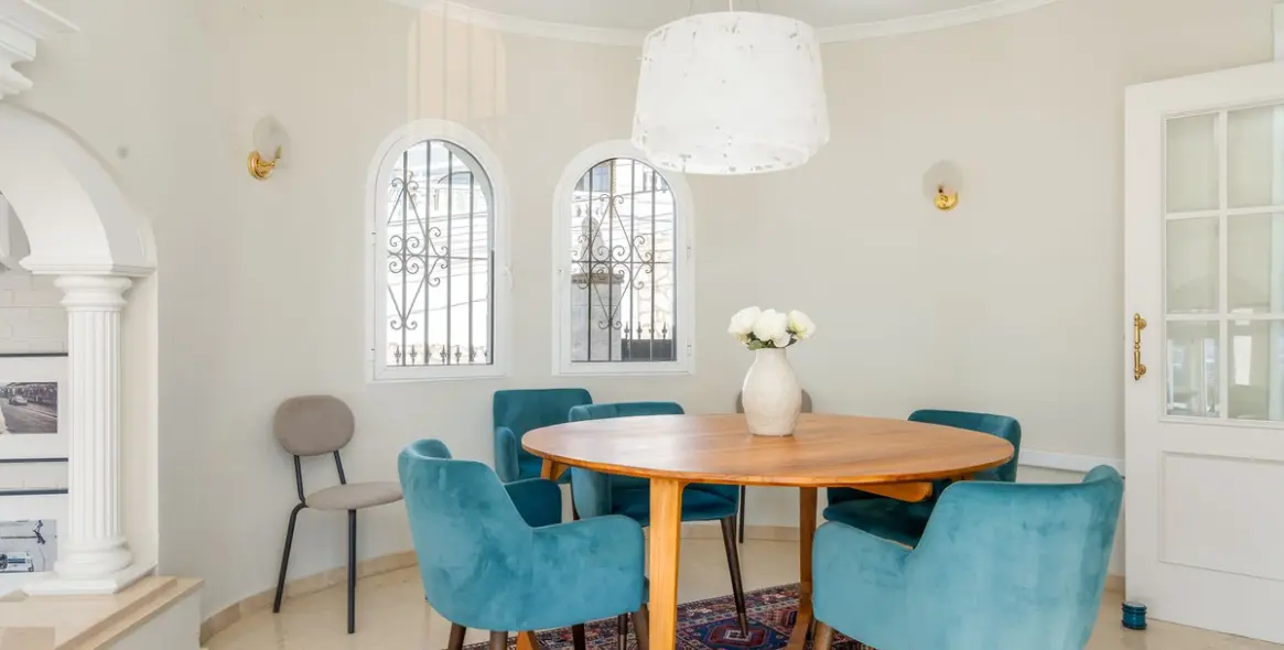 Продажа  отдельно стоящей виллы в La Capellania 10